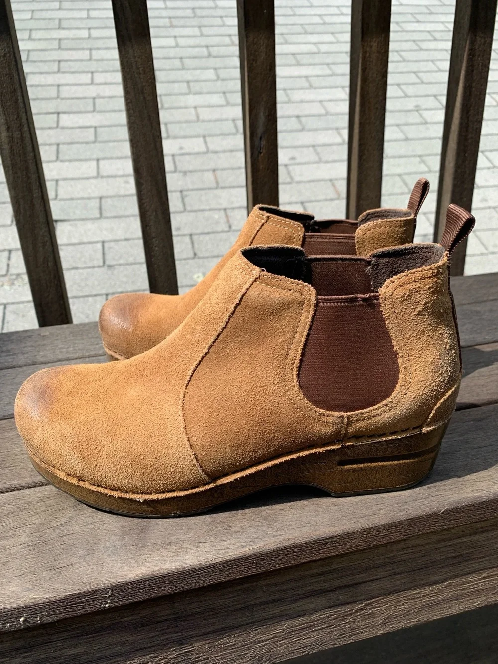Dansko Frankie Tan Burnished Rustic Honey Brown Suede Chelsea Ankle Boot Clog 39